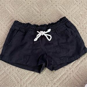 ROXY  Shorts - Excellent condition - Size Small